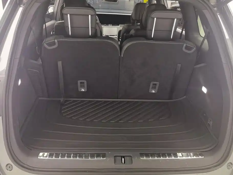 Li Auto Li ONE — миниатюра 4
