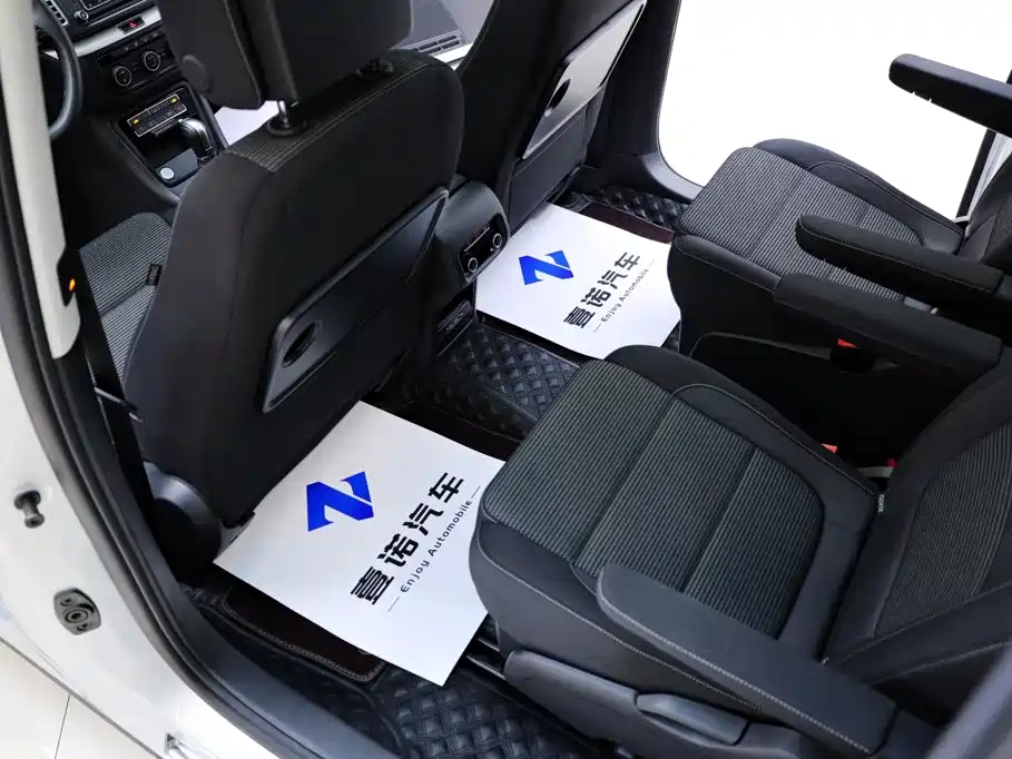 Volkswagen Sharan — миниатюра 29