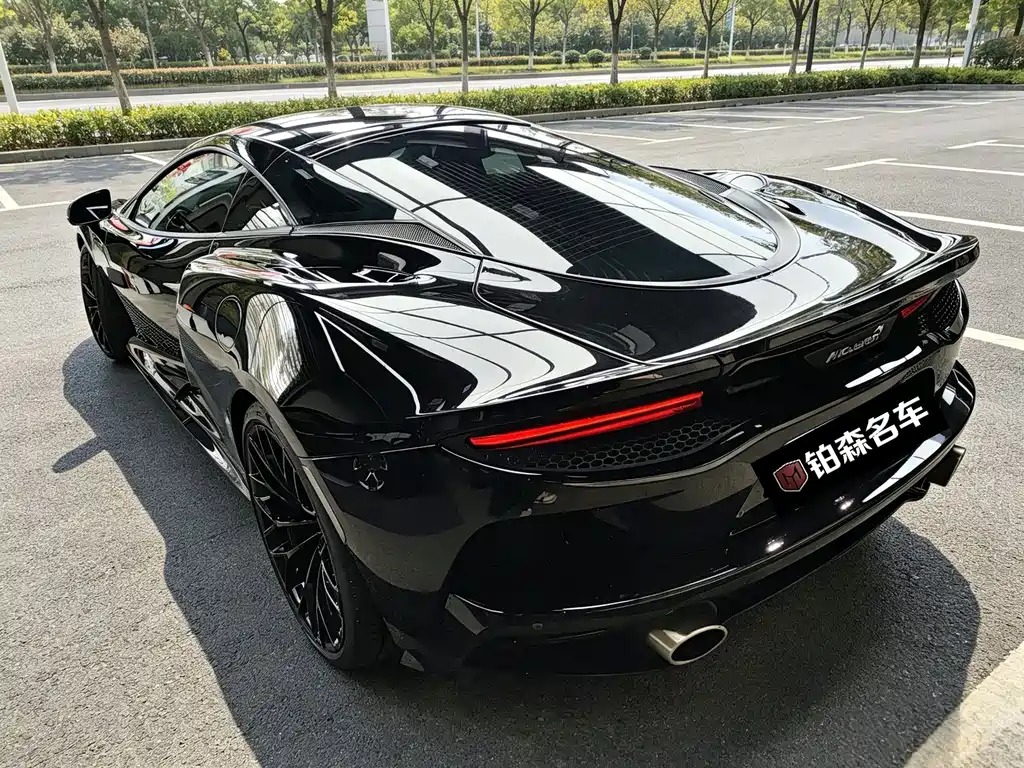 McLaren GT — миниатюра 3