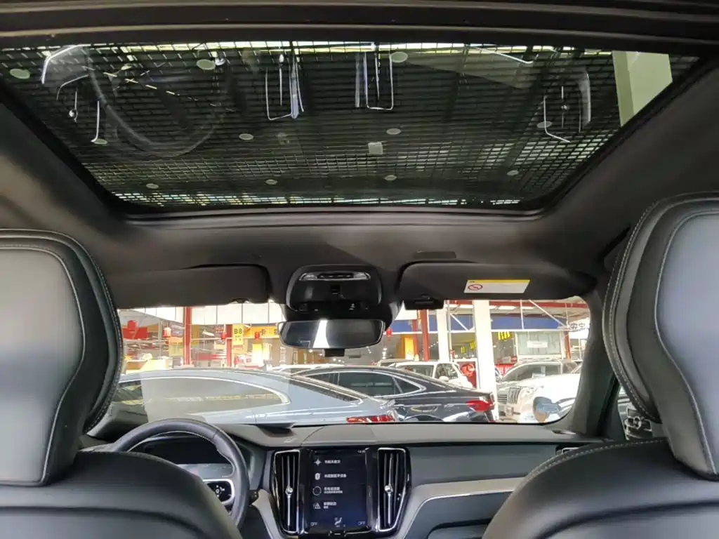 Volvo XC60 — миниатюра 18
