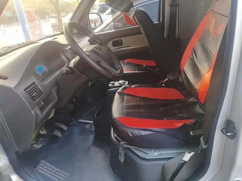 Wuling Wuling EV50 — миниатюра 15