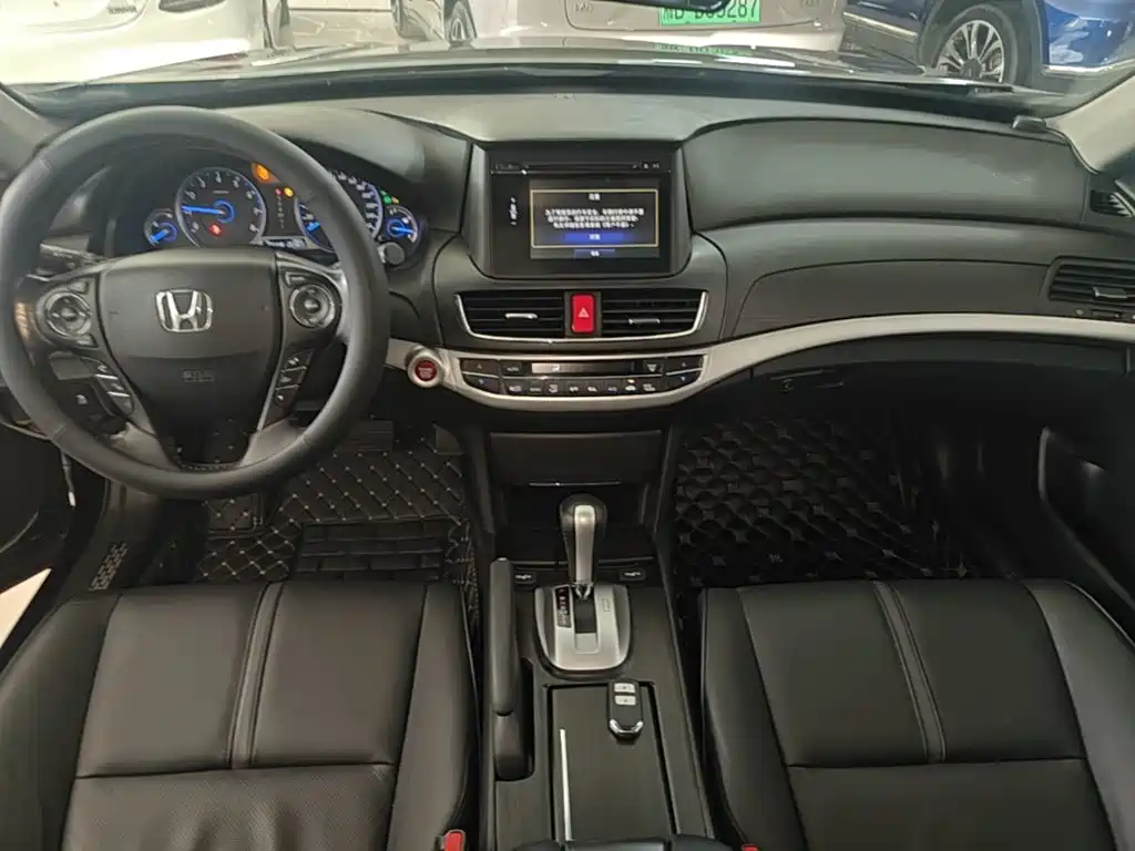 Honda Crosstour — миниатюра 10