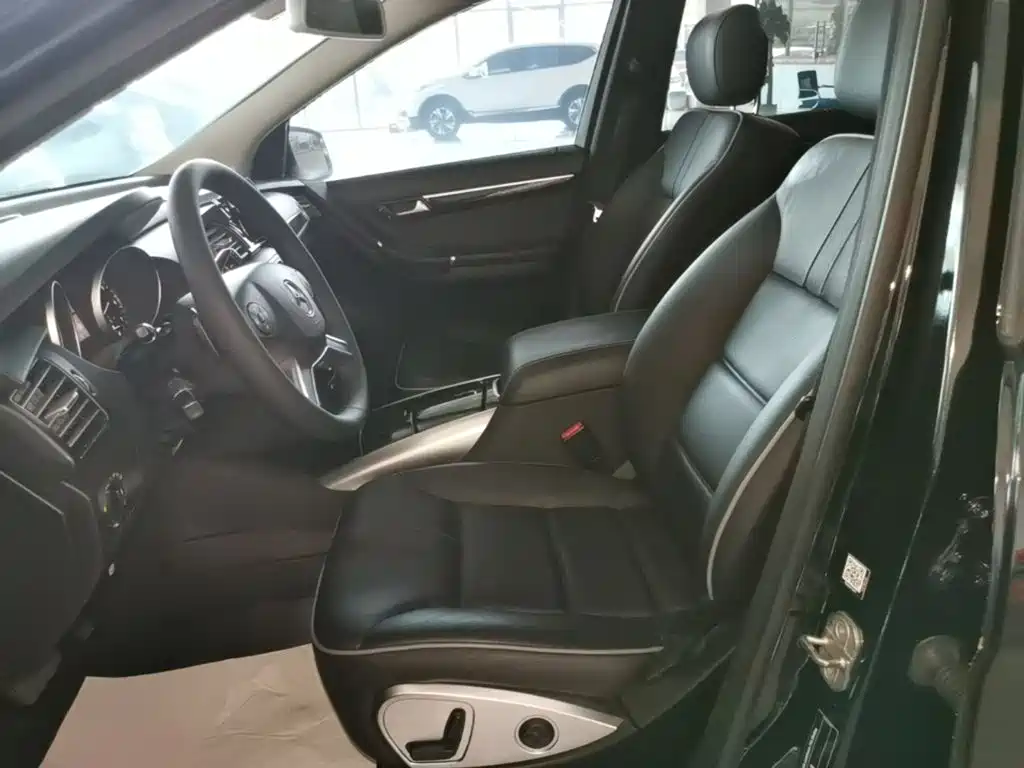 Mercedes-Benz R-Class — миниатюра 11