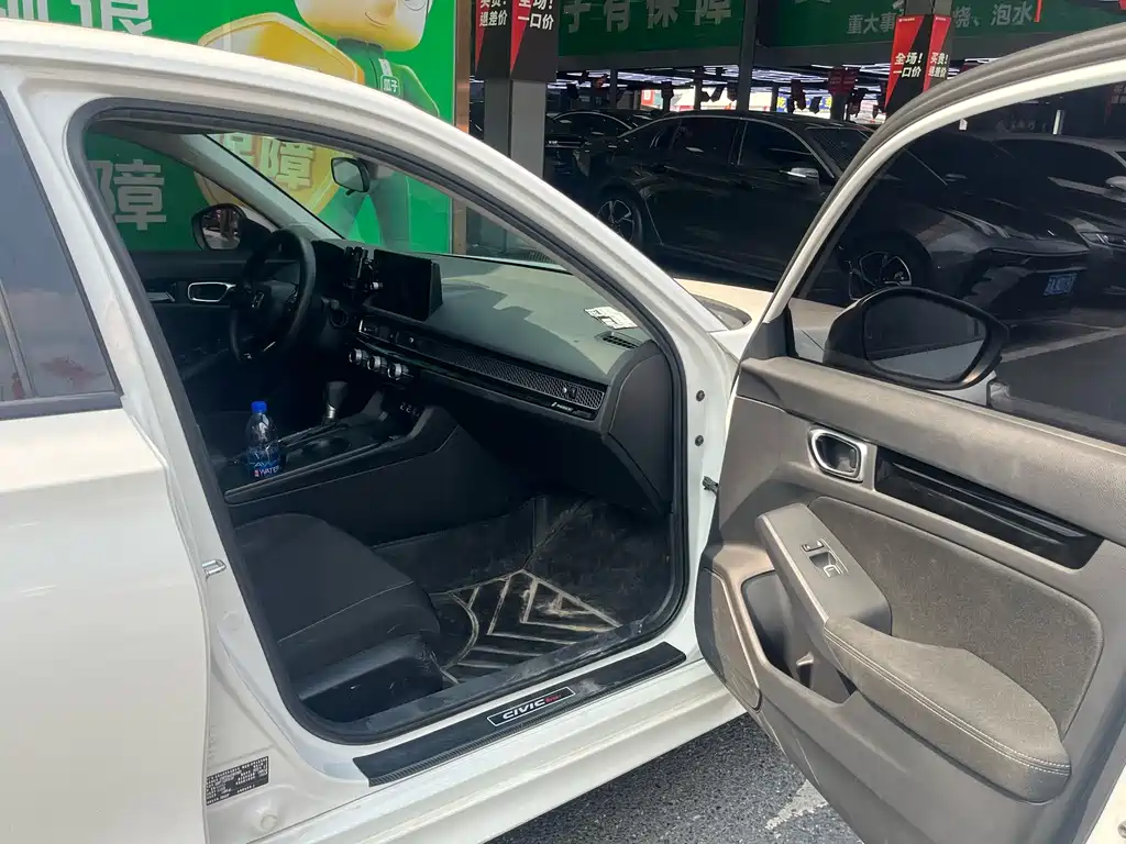 Honda Civic — миниатюра 7