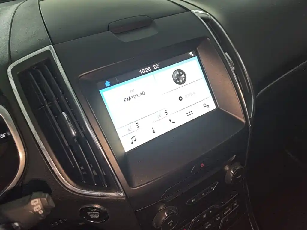 Ford Edge — миниатюра 13