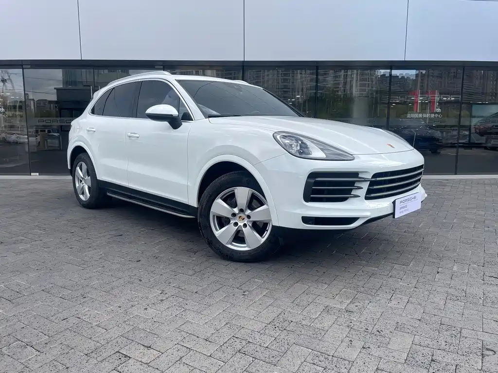 Porsche Cayenne — миниатюра 3