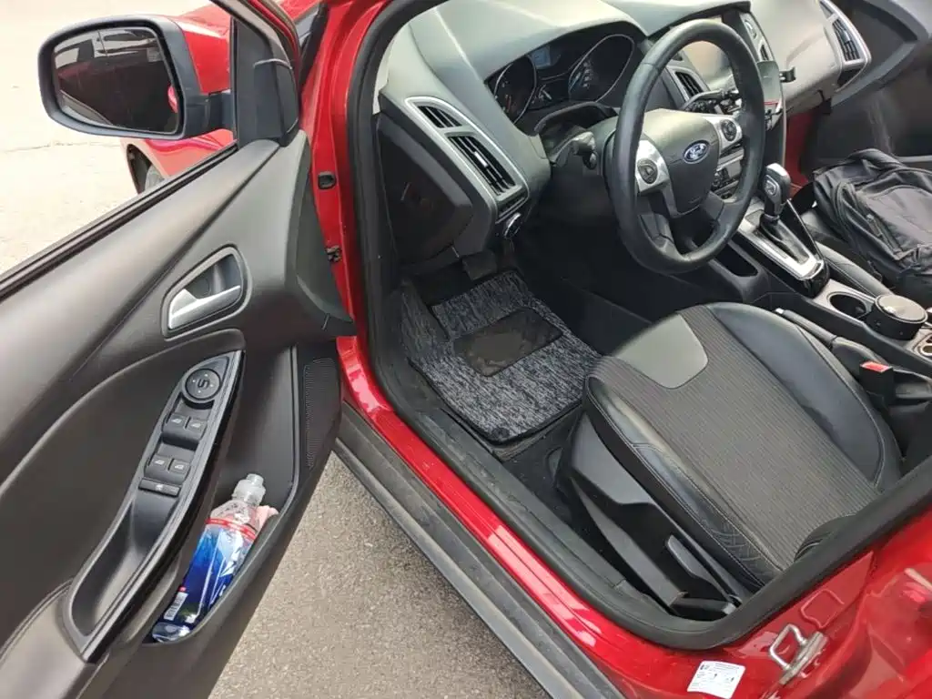 Ford Focus — миниатюра 21