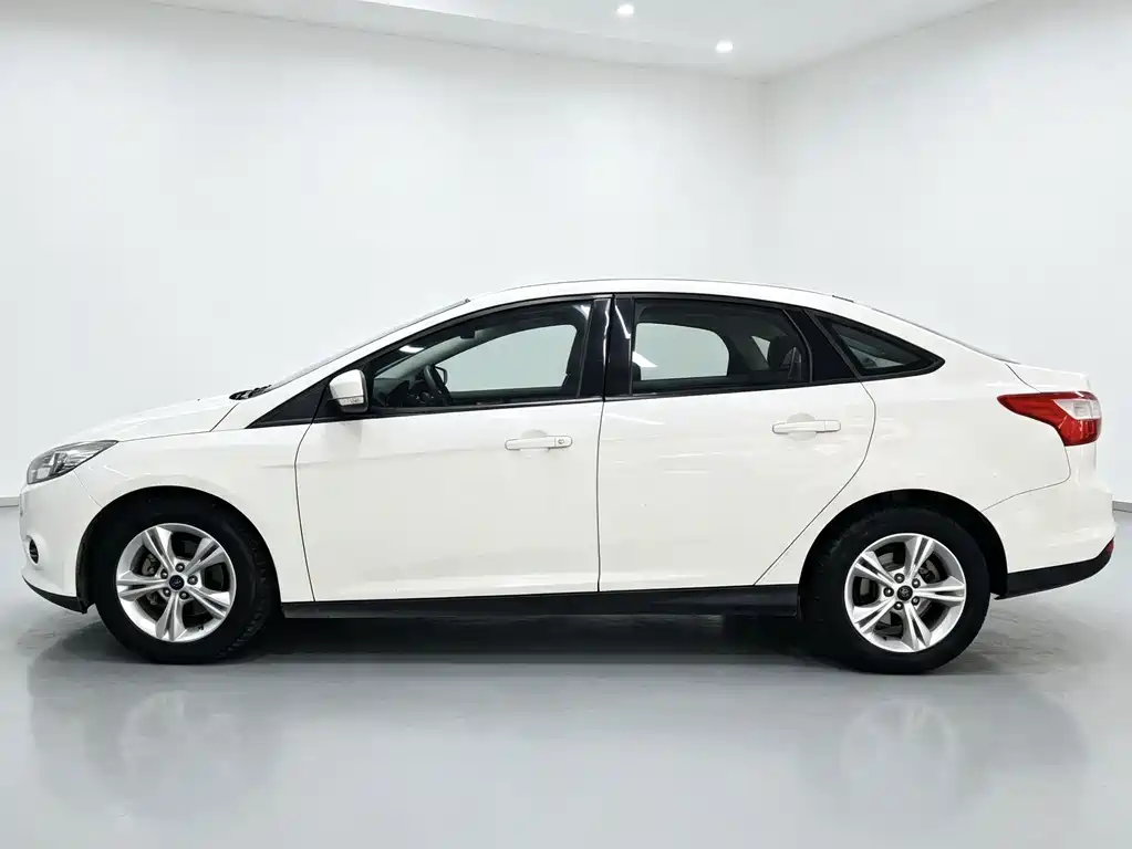 Ford Focus — миниатюра 13