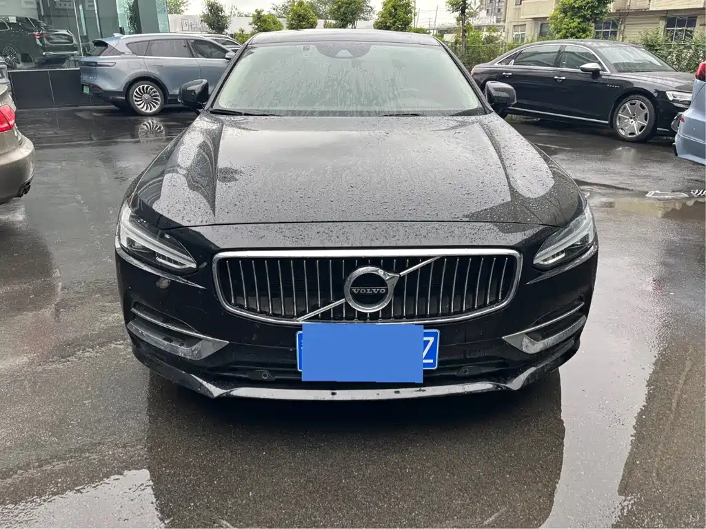Volvo S90 — миниатюра 2