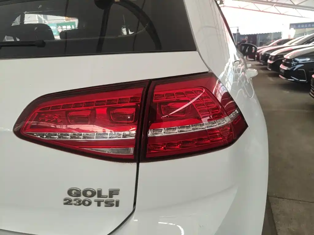 Volkswagen Golf — миниатюра 8