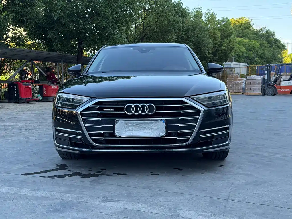 Audi A8 — миниатюра 2