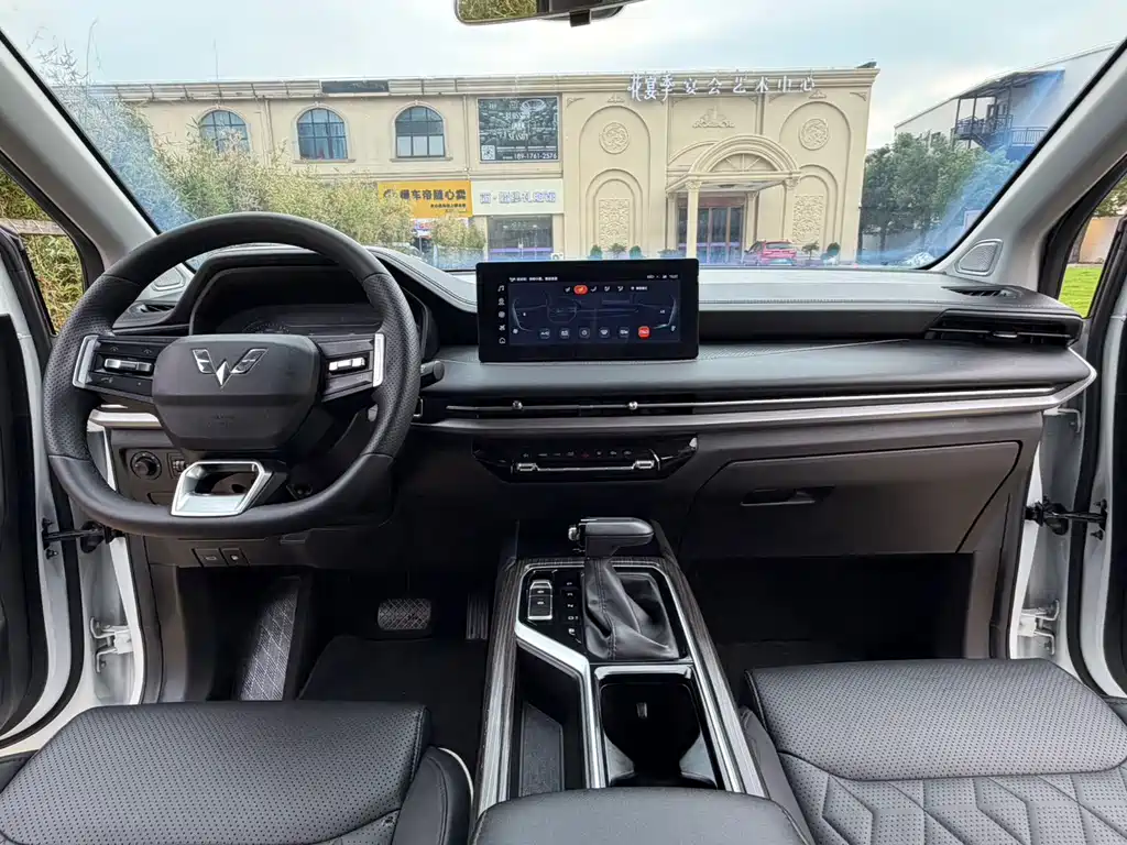 Wuling Jiachen — миниатюра 11