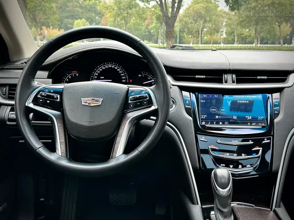Cadillac XTS — миниатюра 17