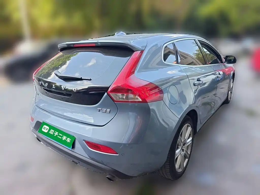 Volvo V40 — миниатюра 4