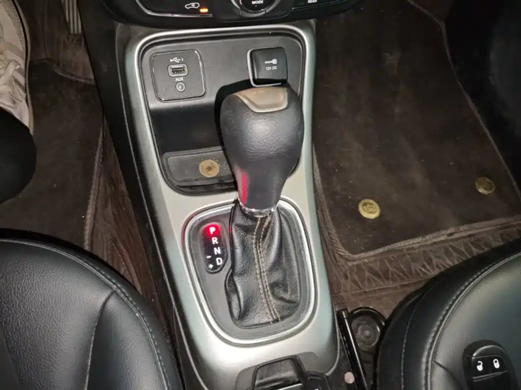 Jeep Compass — миниатюра 14