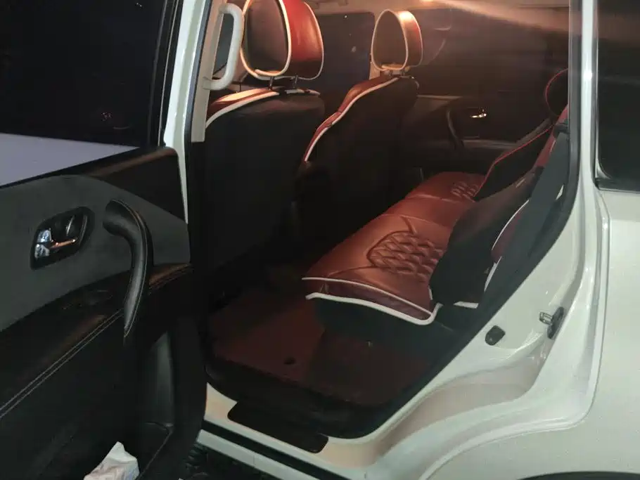 Nissan Patrol — миниатюра 11