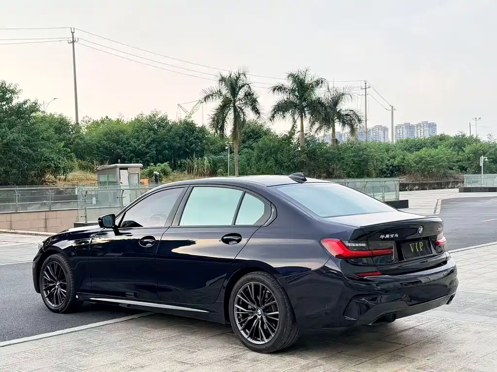 BMW 3 Series — миниатюра 10