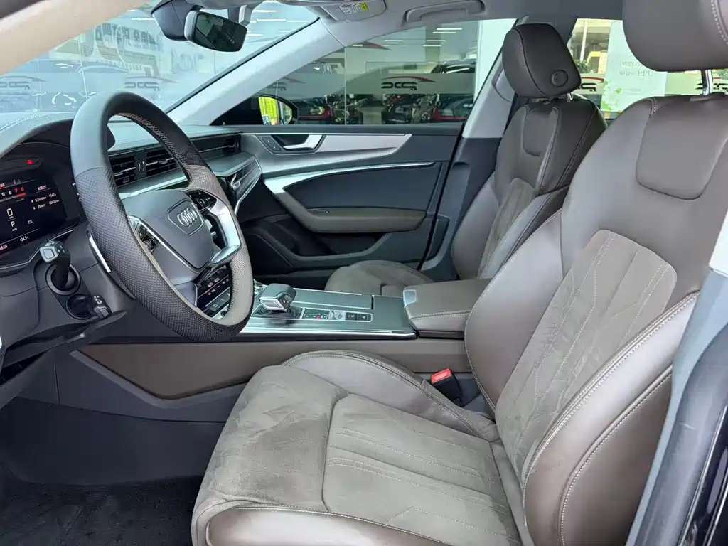 Audi A7L — миниатюра 6