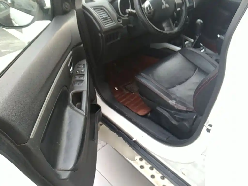 Mitsubishi ASX — миниатюра 16
