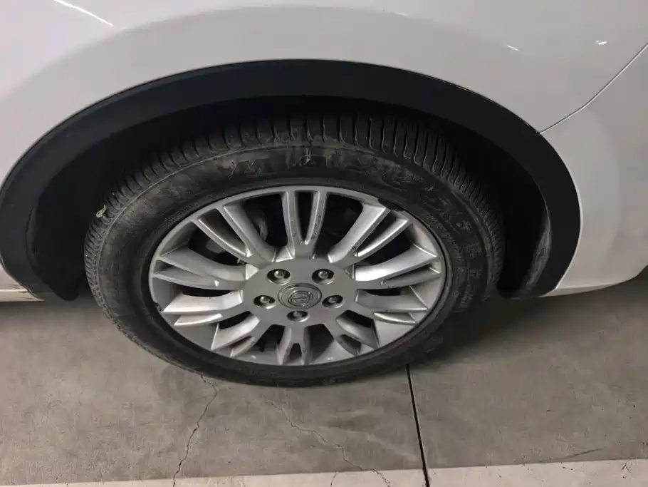 Changan Eado XT — миниатюра 6