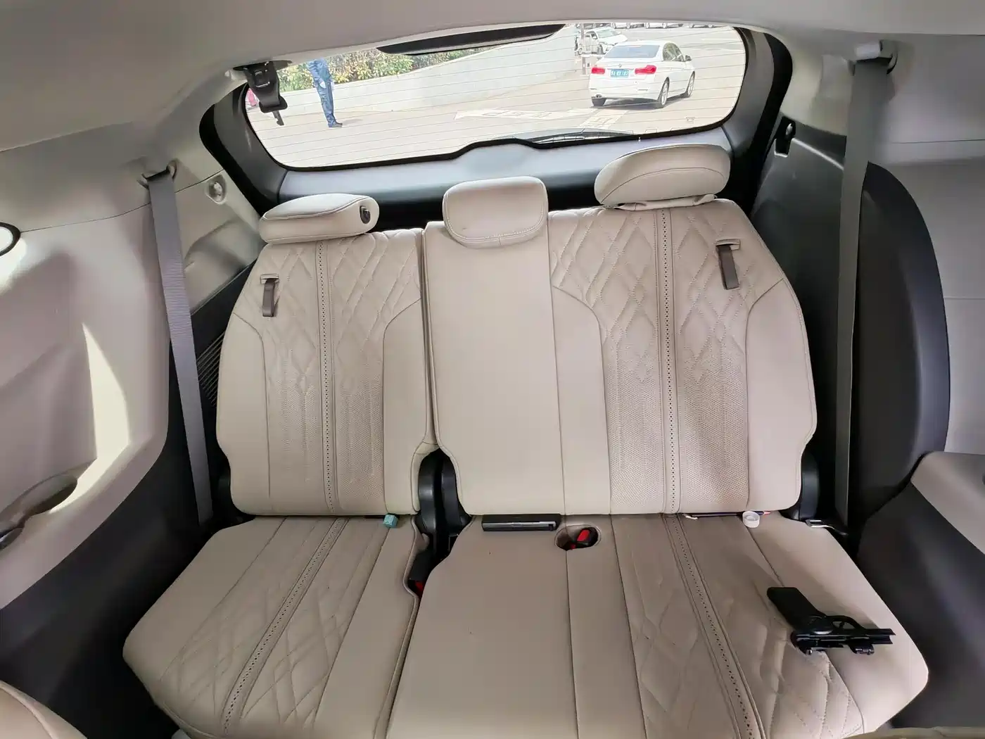 Toyota Grevia 2024 Белый из Китая, фото 6