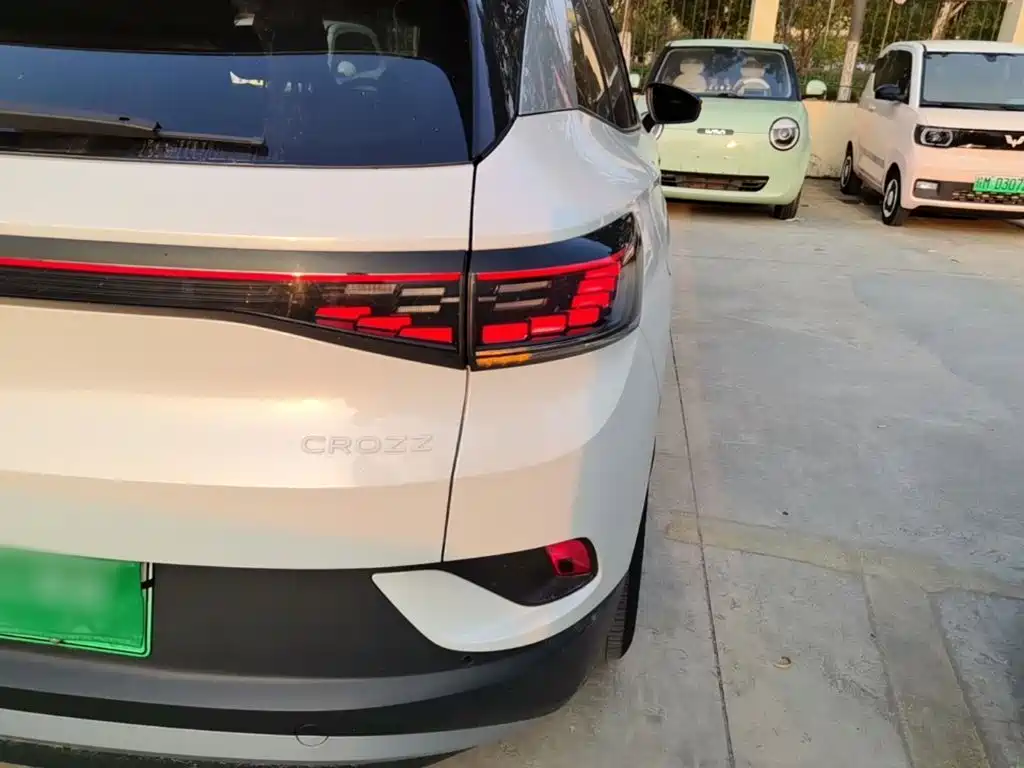 Volkswagen ID.4 Crozz — миниатюра 8