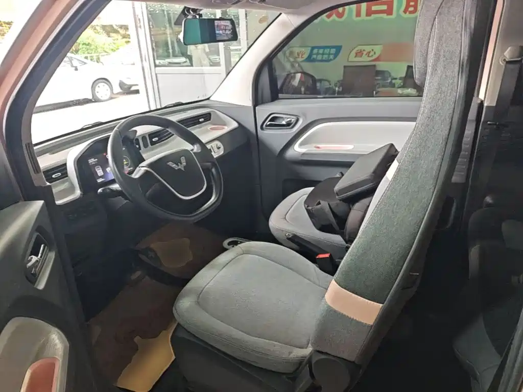 Wuling MINIEV — миниатюра 15