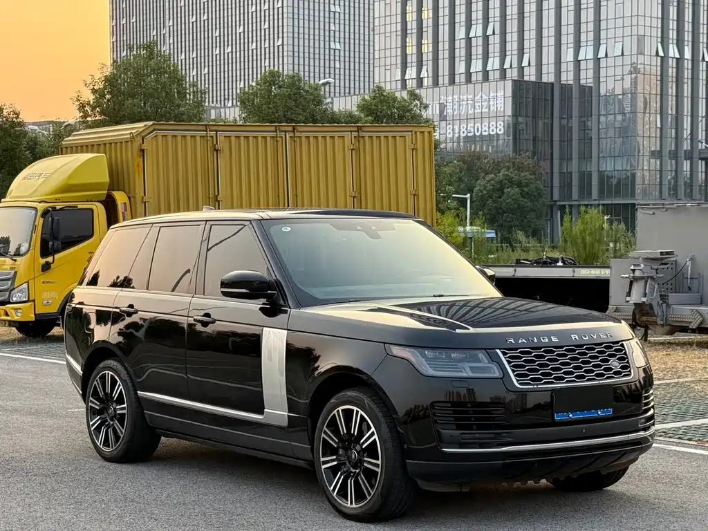 Land Rover Range Rover — миниатюра 3
