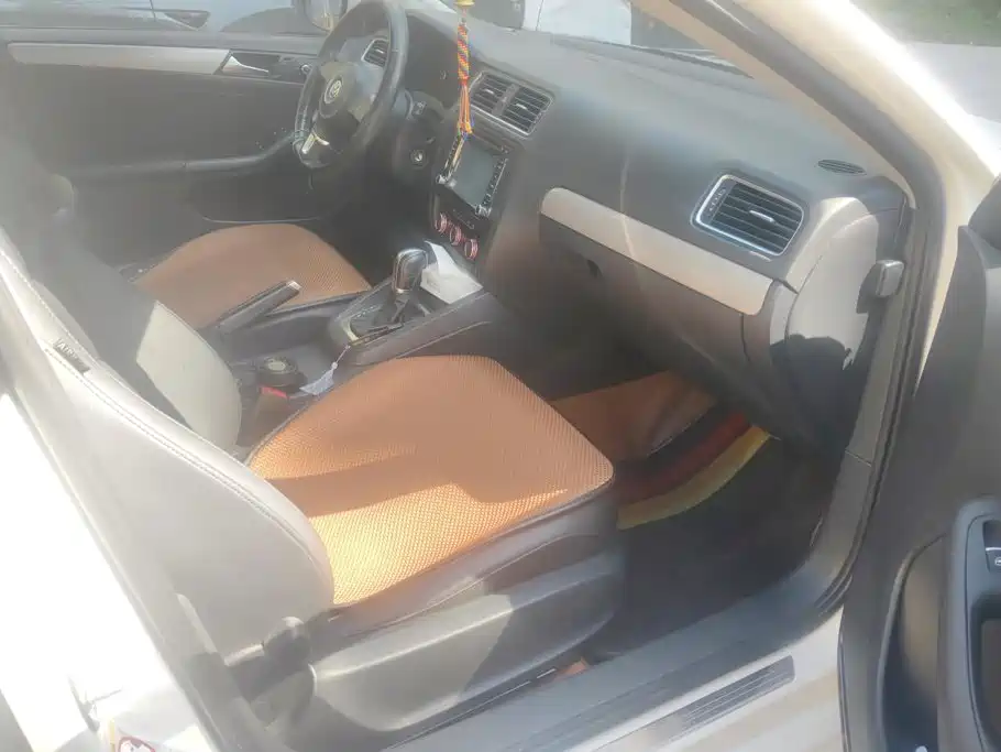 Volkswagen Sagitar — миниатюра 8