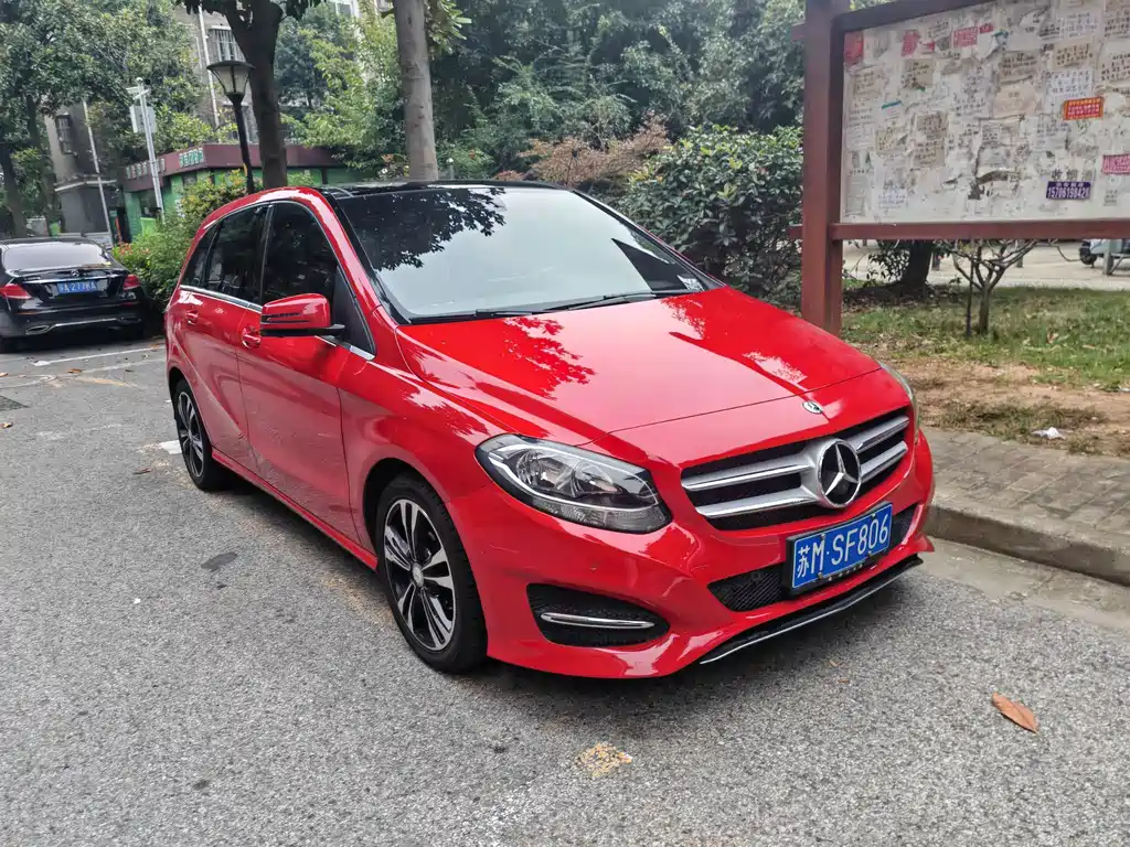 Mercedes-Benz B-Class — миниатюра 2
