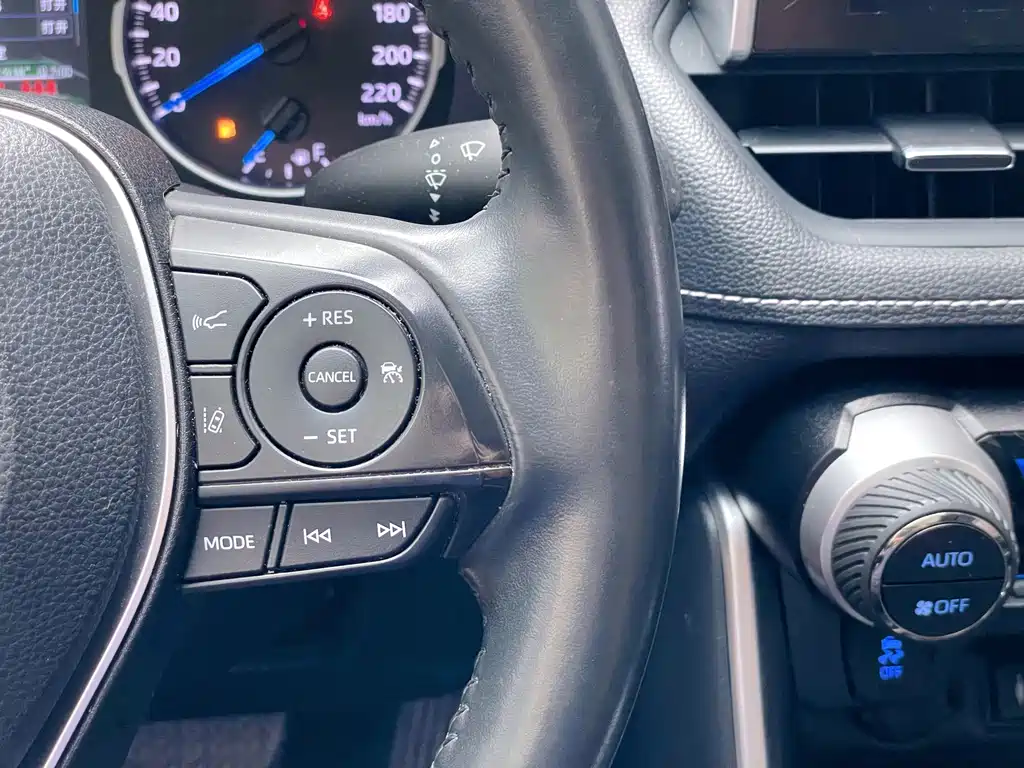 Toyota Wildlander — миниатюра 15