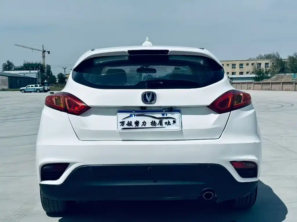Changan Eado XT — миниатюра 8