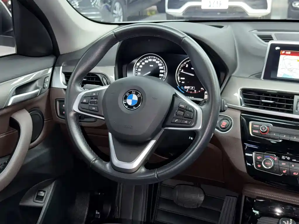 BMW X1 — миниатюра 13