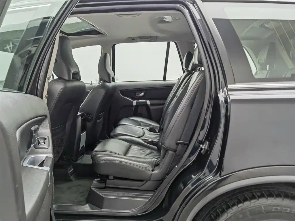Volvo XC90 — миниатюра 15