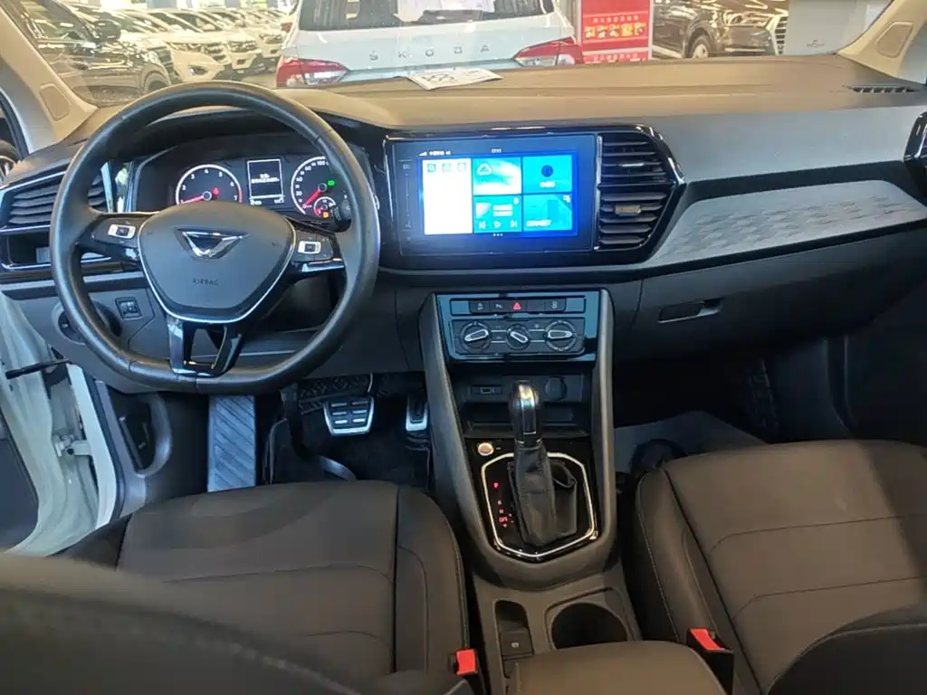 Jetta VS7 — миниатюра 10