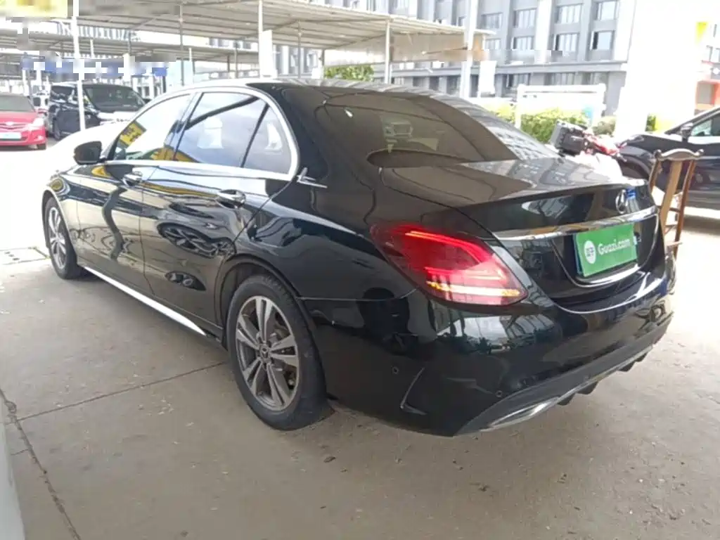Mercedes-Benz C-Class — миниатюра 5