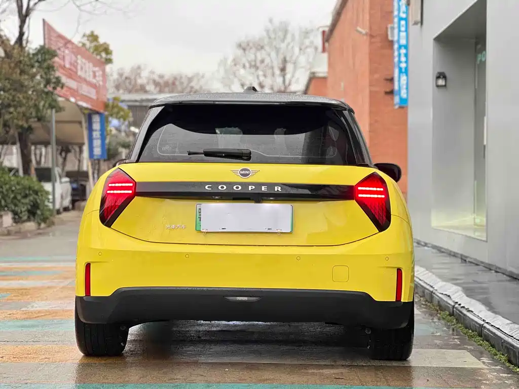 MINI ELECTRIC  COOPER