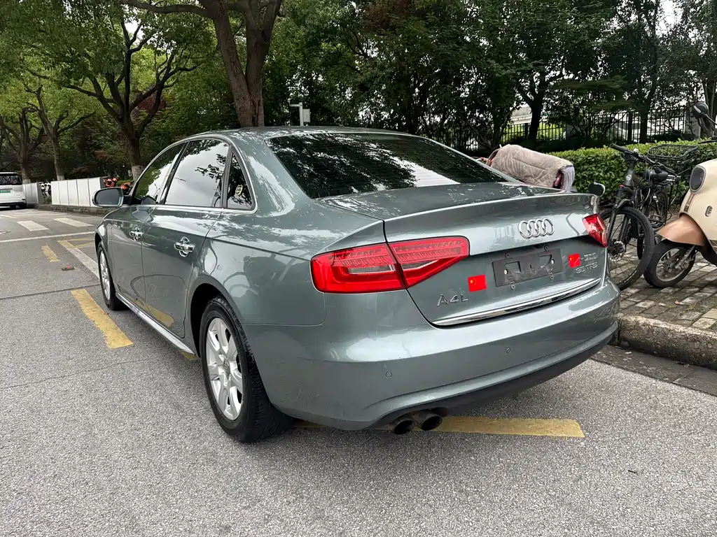 Audi A4L 2013 35 TFSI AT