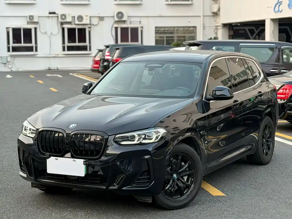 BMW iX3 — миниатюра 7