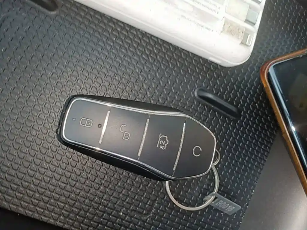 BYD Yuan UP — миниатюра 9
