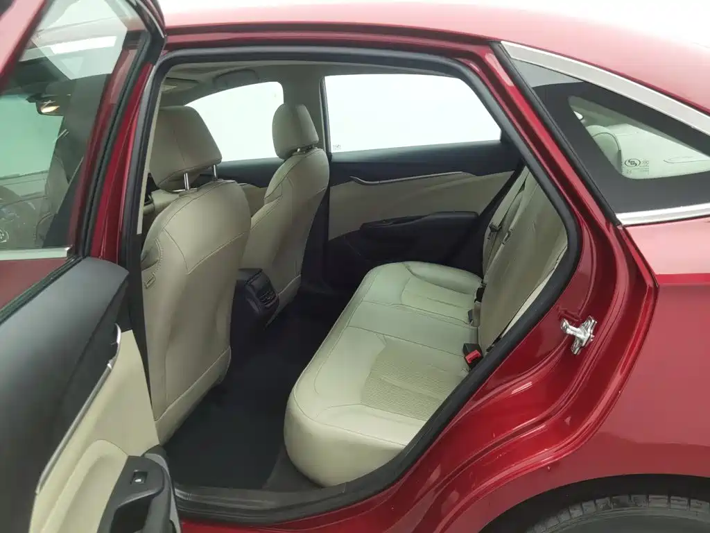 Buick Excelle — миниатюра 15