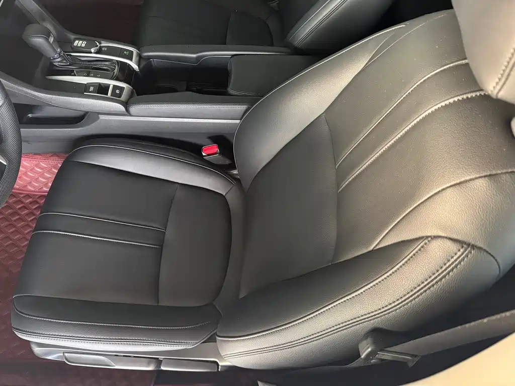 Honda Civic — миниатюра 10
