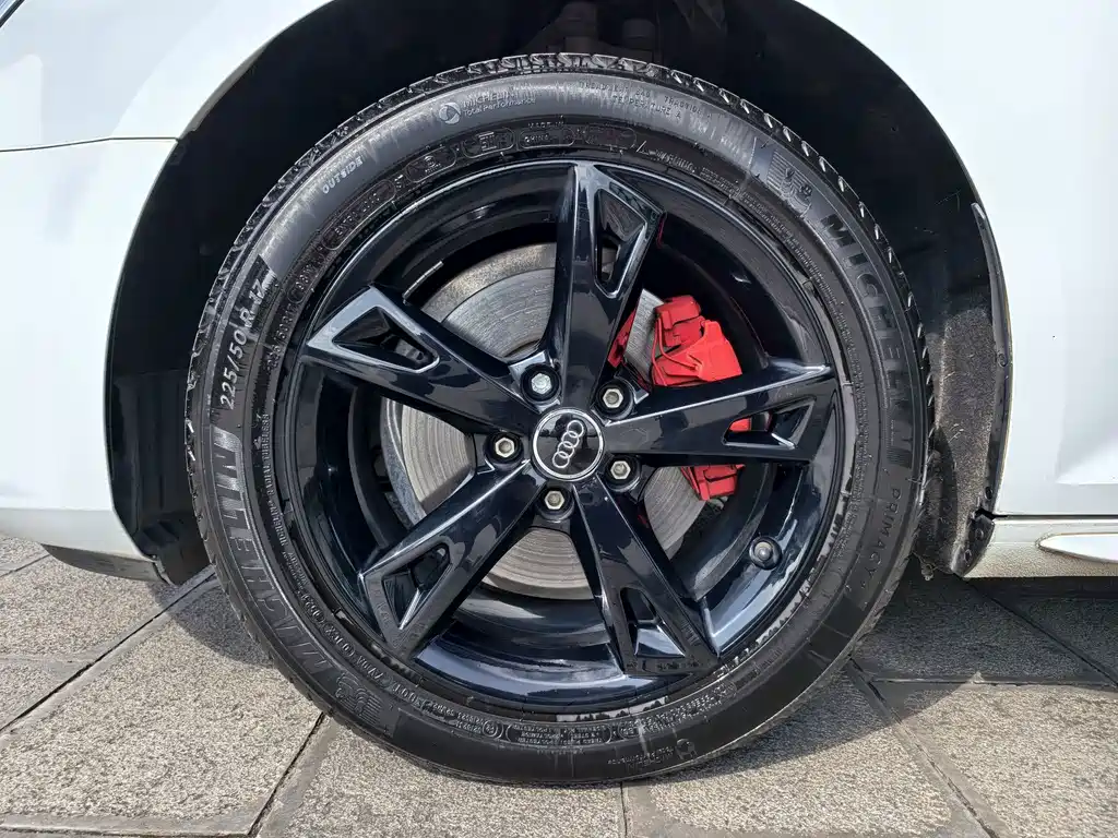 Audi A4L — миниатюра 5