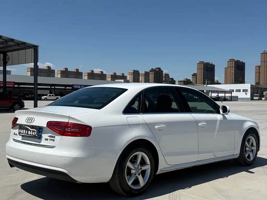 Audi A4L — миниатюра 9