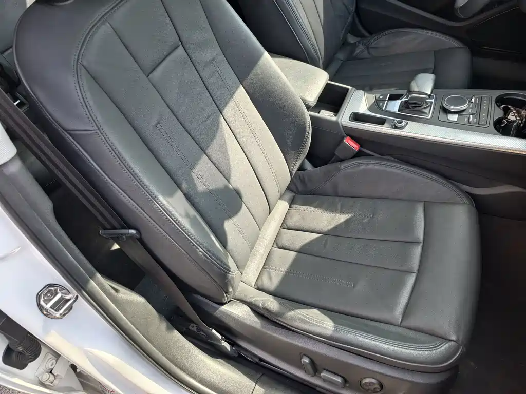 Audi A4L — миниатюра 13