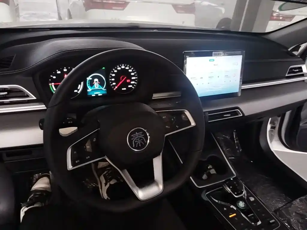 BYD Qin NEV — миниатюра 10