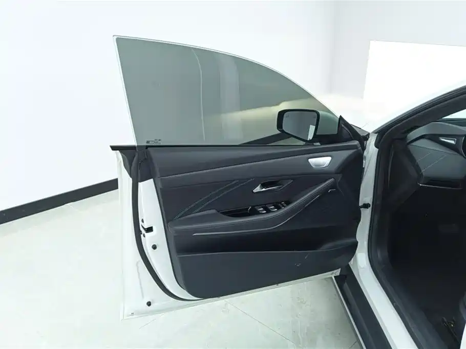 Changan Deepal DARK BLUE SL03