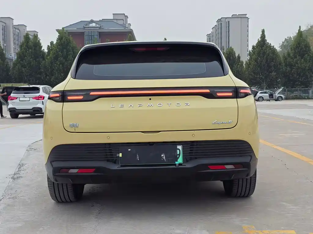Leapmotor Leapmotor Lafa5 — миниатюра 8