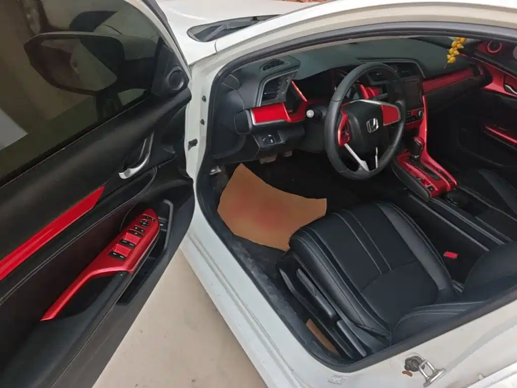 Honda Civic — миниатюра 16