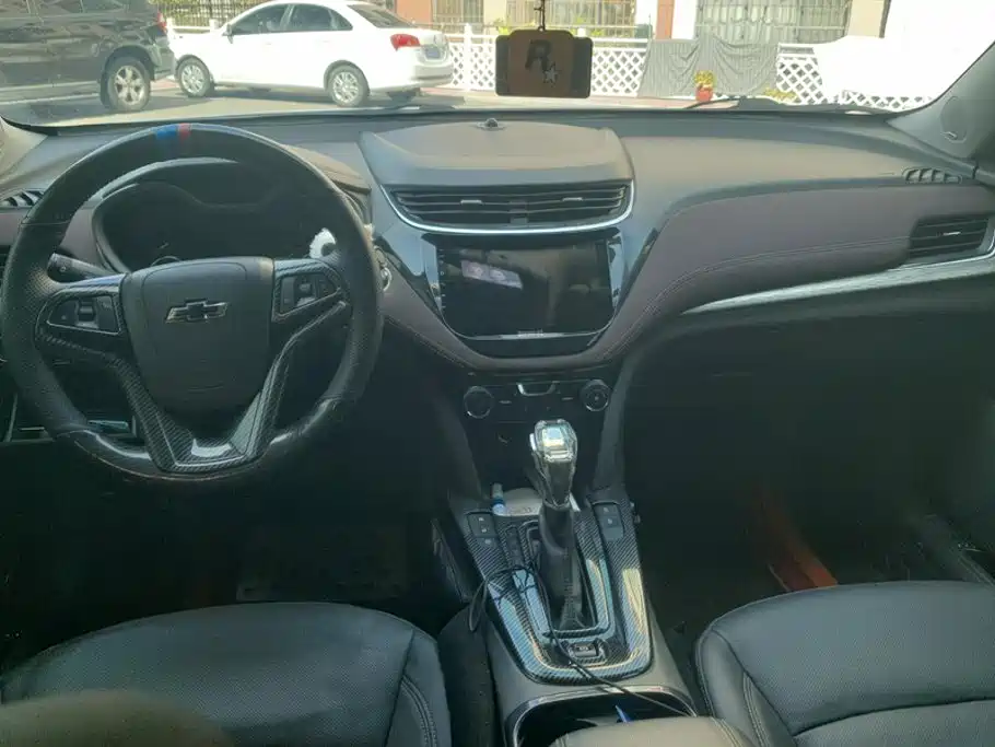 Chevrolet Malibu — миниатюра 12